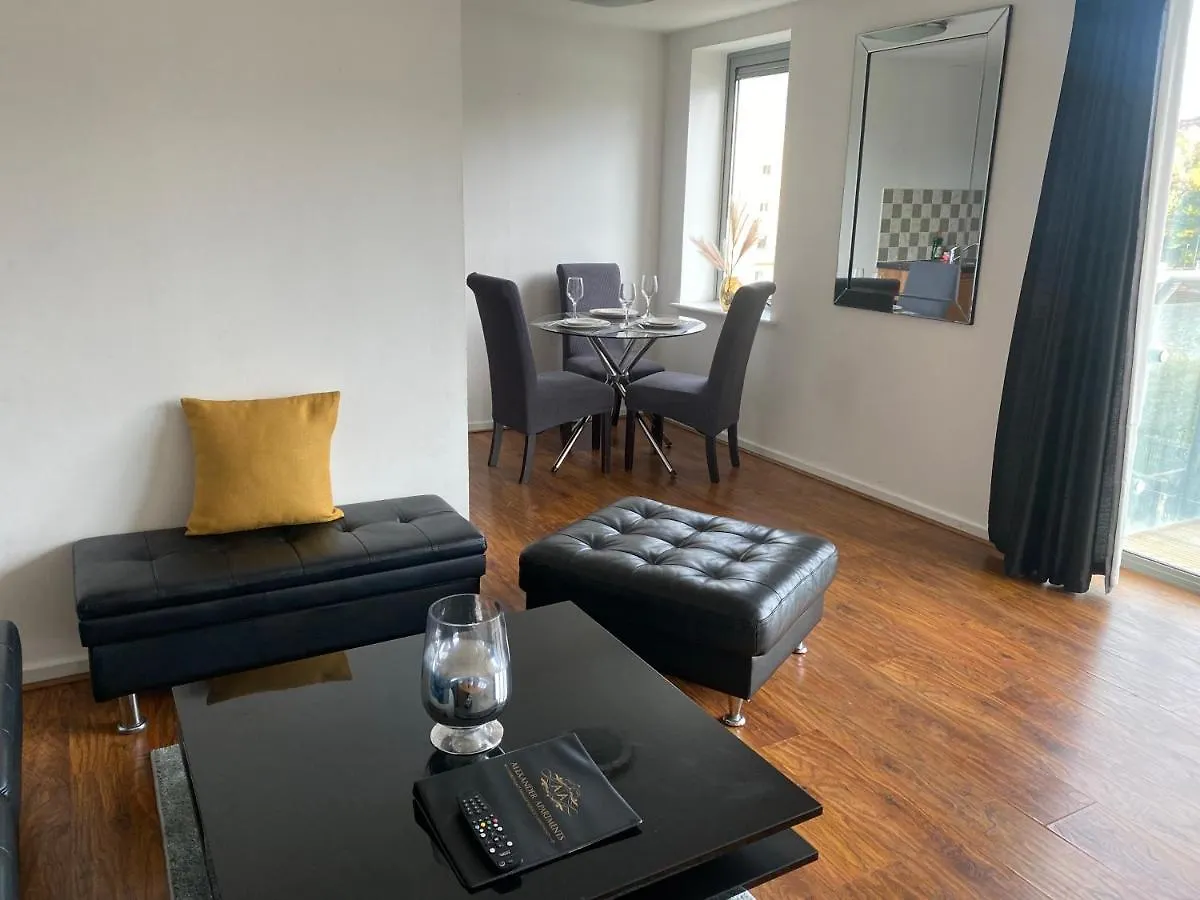 ניוקאסל Alexander Apartments Riverside