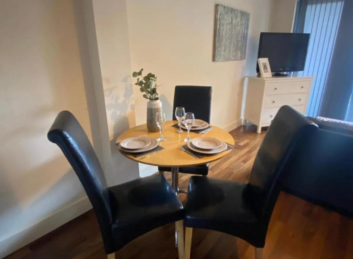ניוקאסל Alexander Apartments Riverside